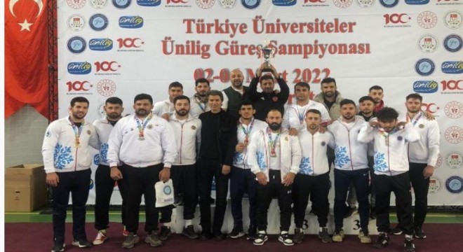  ATAUNİ minderde Türkiye şampiyonu